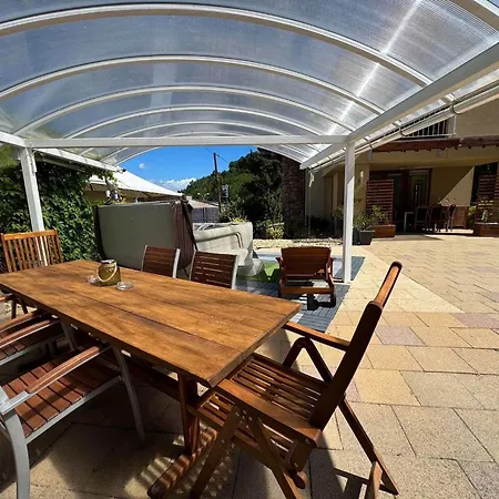 Appart hôtel Vinoport Apartmanhaz Eger