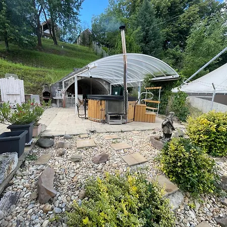 Vinoport Apartmanhaz Lägenhetshotell