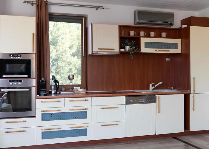 Vinoport Apartmanhaz Eger