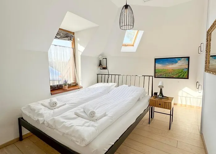 Vinoport Aparthotel