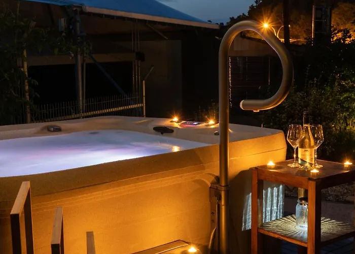 Vinoport Aparthotel Eger